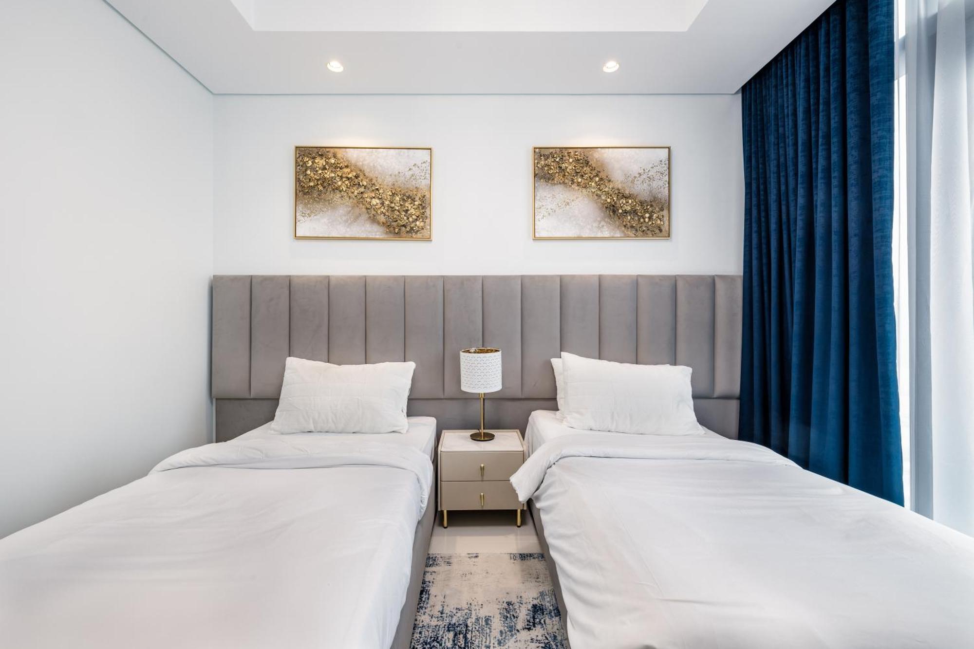 Aliving Luxe 2Br With Burj Khalifa View Infinity Pool Midtown-4704 Apartment Dubai Ngoại thất bức ảnh